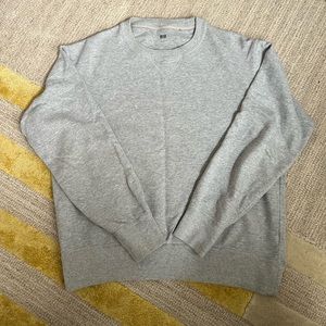 grey uniqlo crewneck. size large. lightly worn.